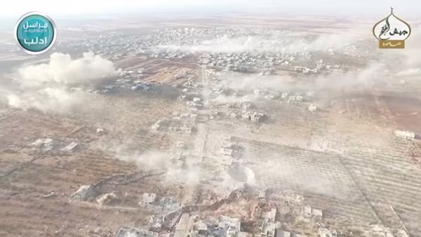 Kẻ đánh bom liều chết bật khóc sợ hãi khi lái xe chứa đầy thuốc nổ ảnh 5 Kẻ đánh bom liều chết bật khóc sợ hãi khi lái xe chứa đầy thuốc nổ ảnh 5