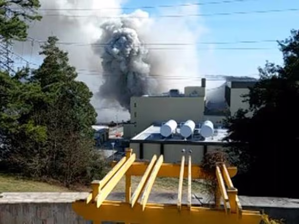 Nhà máy điện hạt nhân bốc cháy nghi ngút tại Nam Carolina, Mỹ ảnh 1