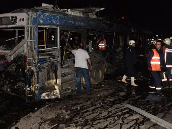 Thổ Nhĩ Kỳ: Đánh bom đẫm máu, ít nhất 32 người thiệt mạng ảnh 3