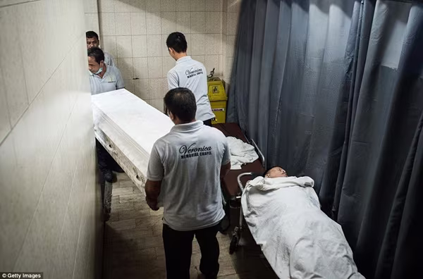 Cảnh tượng đẫm máu trong cuộc chiến chống ma túy ở Philippines ảnh 14 Cảnh tượng đẫm máu trong cuộc chiến chống ma túy ở Philippines ảnh 14