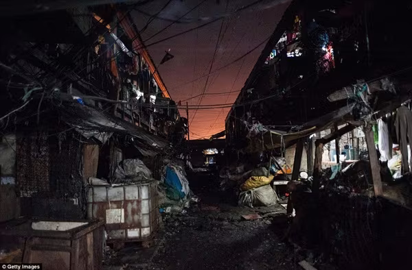 Cảnh tượng đẫm máu trong cuộc chiến chống ma túy ở Philippines ảnh 15 Cảnh tượng đẫm máu trong cuộc chiến chống ma túy ở Philippines ảnh 15