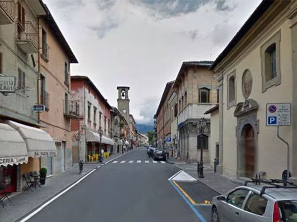 Chùm ảnh "thiên đường" biến thành "địa ngục" sau thảm họa động đất ở Ý ảnh 5 Chùm ảnh "thiên đường" biến thành "địa ngục" sau thảm họa động đất ở Ý ảnh 5