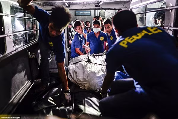 Xác chết quá tải, không có người nhận trong nhiều nhà xác Philippines ảnh 7 Xác chết quá tải, không có người nhận trong nhiều nhà xác Philippines ảnh 7