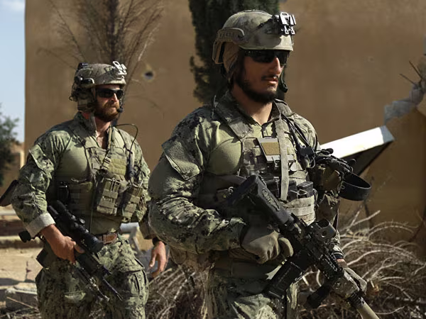 Mỹ cân nhắc triển khai thêm quân tới Syria, đẩy mạnh chiến dịch chống IS ảnh 1