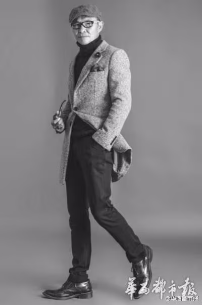 Lão ông 61 tuổi gây sốt trên internet với tài lái xe đua và bụng 6 múi ảnh 3 Lão ông 61 tuổi gây sốt trên internet với tài lái xe đua và bụng 6 múi ảnh 3