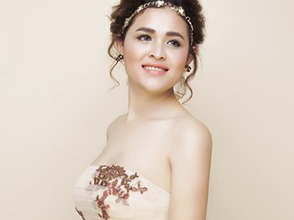 Tinh tế hình ảnh Á hậu dân tộc Khmer ảnh 1 Tinh tế hình ảnh Á hậu dân tộc Khmer ảnh 1