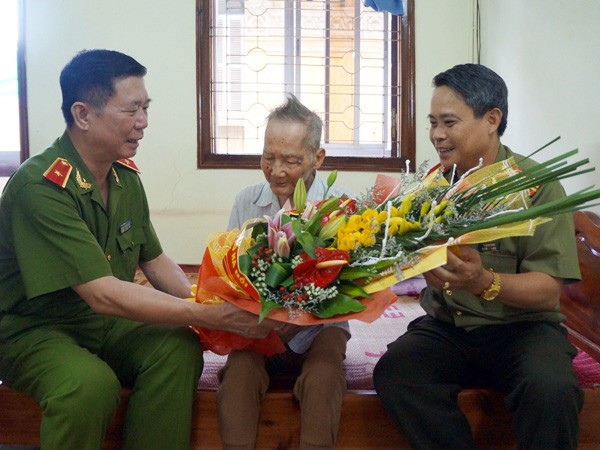Ngày vui, nhớ đến những người đồng đội ảnh 1 Ngày vui, nhớ đến những người đồng đội ảnh 1