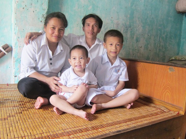 Chuyện tình của đôi vợ chồng "cà kheo" ảnh 2 Chuyện tình của đôi vợ chồng "cà kheo" ảnh 2