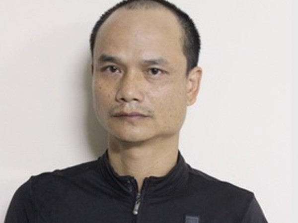 Gã "giang hồ" chặn đường đánh, cướp điện thoại của cô gái trẻ ảnh 1 Gã "giang hồ" chặn đường đánh, cướp điện thoại của cô gái trẻ ảnh 1