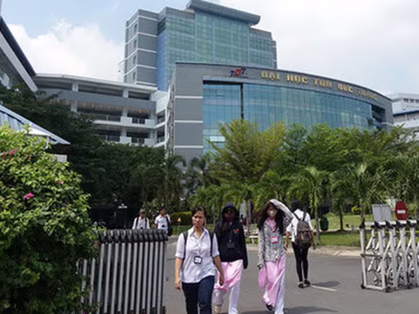 Các trường tự phong hàm GS, PGS: Không thỏa đáng với các nhà khoa học chân chính ảnh 2 Các trường tự phong hàm GS, PGS: Không thỏa đáng với các nhà khoa học chân chính ảnh 2