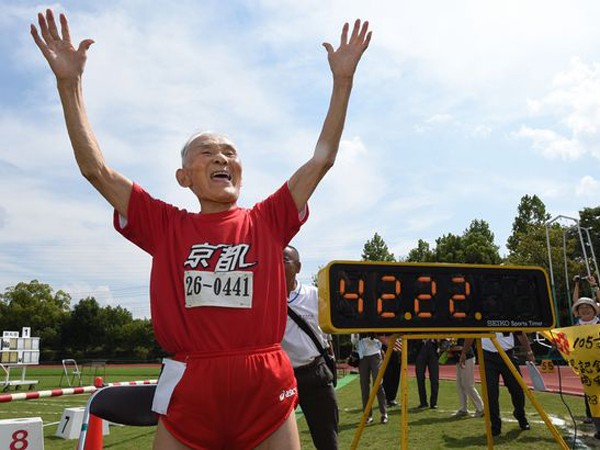 Cụ ông 105 tuổi thách thức Usain Bolt ảnh 1 Cụ ông 105 tuổi thách thức Usain Bolt ảnh 1