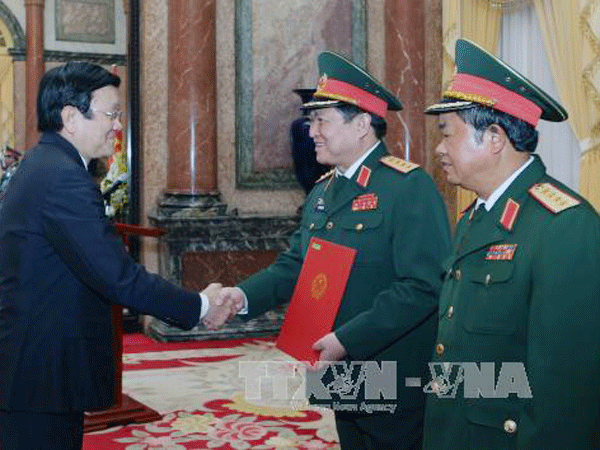 Thăng quân hàm Đại tướng cho 2 đồng chí Ngô Xuân Lịch và Đỗ Bá Tỵ ảnh 1