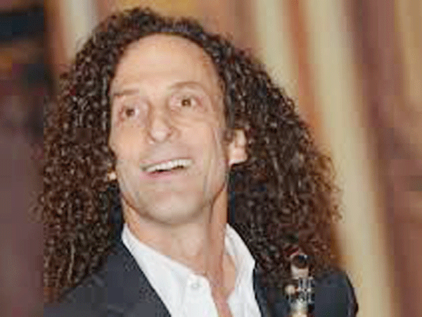 "Huyền thoại saxophone thế giới" Kenny G: Rạng rỡ lần đầu tới Việt Nam ảnh 1 "Huyền thoại saxophone thế giới" Kenny G: Rạng rỡ lần đầu tới Việt Nam ảnh 1