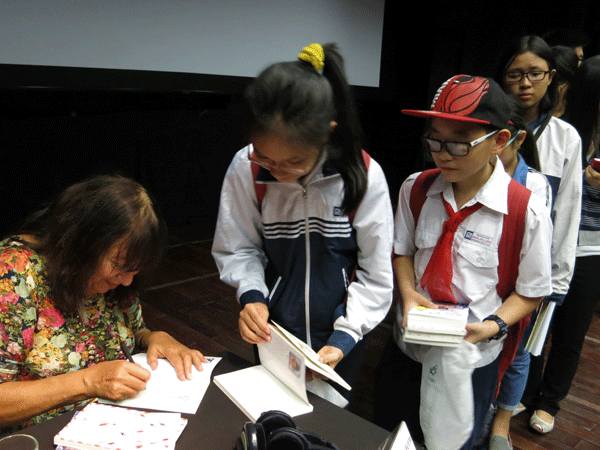 Văn học Việt cần phải có "sứ giả" ảnh 1