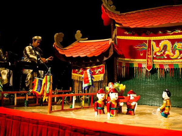 Du lịch Hà Nội loanh quanh ngõ hẹp (1): Chưa đủ sức "níu chân" du khách ảnh 1