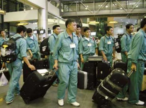 Tháng 11-2015: 9.837 lao động đi làm việc ở nước ngoài ảnh 1 Tháng 11-2015: 9.837 lao động đi làm việc ở nước ngoài ảnh 1