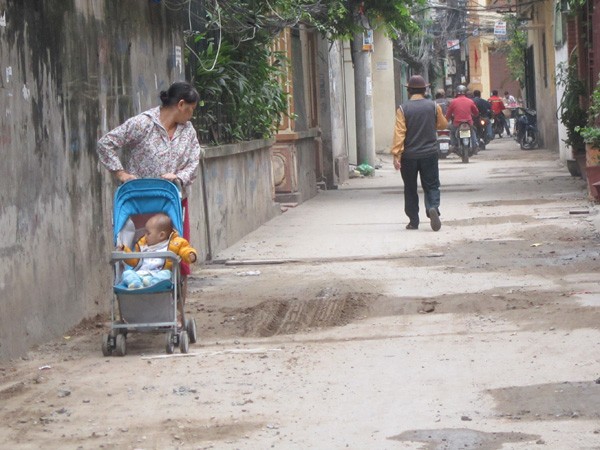 Cần sớm hoàn trả mặt đường ảnh 2 Cần sớm hoàn trả mặt đường ảnh 2