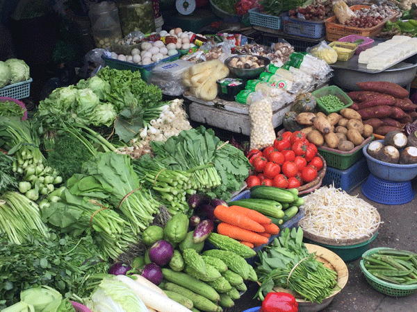 Trời lạnh, rau xanh bắt đầu khan hiếm ảnh 1