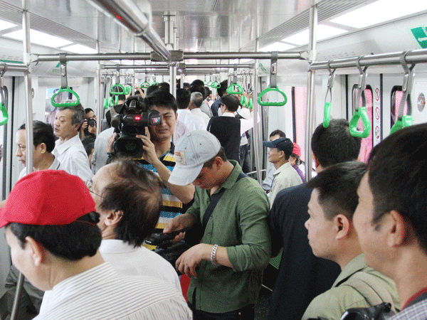 Tàu mẫu đường sắt đô thị Cát Linh-Hà Đông: Trước những khen-chê, cần cầu thị ảnh 3