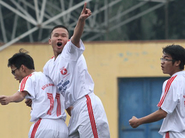 Chung kết giải bóng đá học sinh THPT Hà Nội - Báo ANTĐ lần thứ XV - 2015: "Tôi cảm phục giải đấu này" ảnh 1 Chung kết giải bóng đá học sinh THPT Hà Nội - Báo ANTĐ lần thứ XV - 2015: "Tôi cảm phục giải đấu này" ảnh 1