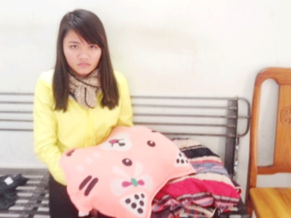 Giấu ma túy trong hộp bánh đậu xanh ảnh 1