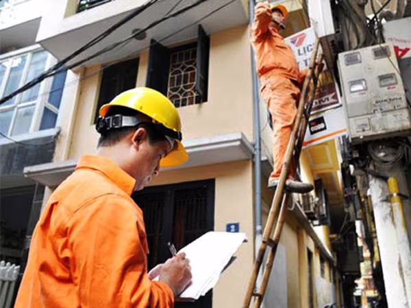 Năm 2015, doanh thu của EVN vọt lên 223.710 tỷ đồng ảnh 1 Năm 2015, doanh thu của EVN vọt lên 223.710 tỷ đồng ảnh 1