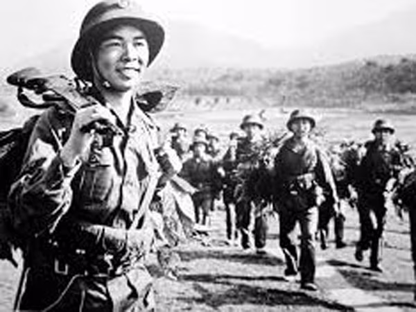 "40 thế kỷ cùng ra trận" - khích lệ tinh thần yêu nước trong mỗi người dân Việt ảnh 1 "40 thế kỷ cùng ra trận" - khích lệ tinh thần yêu nước trong mỗi người dân Việt ảnh 1