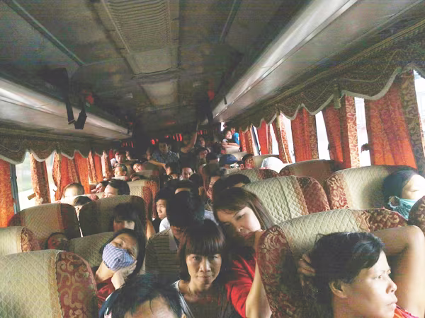 Chưa vơi nỗi lo những chuyến xe bão táp  ảnh 1 Chưa vơi nỗi lo những chuyến xe bão táp  ảnh 1