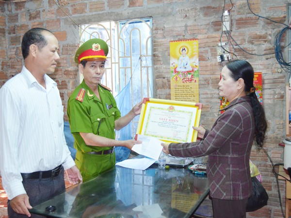 Những phụ nữ vì bình yên cuộc sống ảnh 2 Những phụ nữ vì bình yên cuộc sống ảnh 2