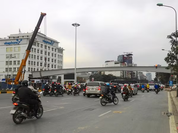 An toàn đang bị xem nhẹ trên các đại công trường ảnh 1 An toàn đang bị xem nhẹ trên các đại công trường ảnh 1