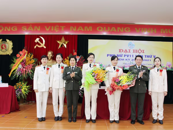 Hội Phụ nữ Phòng Tham mưu CATP tổ chức đại hội điểm ảnh 1