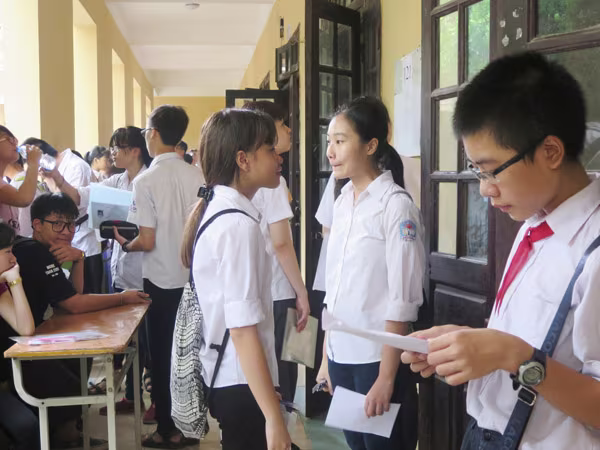 Tuyển sinh lớp 10 tại Hà Nội: Trường hợp nào sẽ được tuyển thẳng? ảnh 1