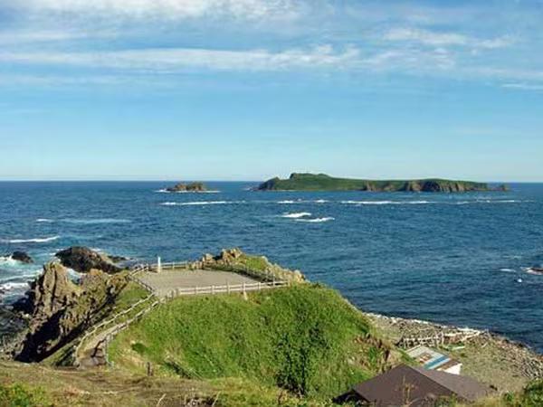 Quốc hội Nhật Bản ban hành luật bảo vệ các đảo tiền tiêu ảnh 1