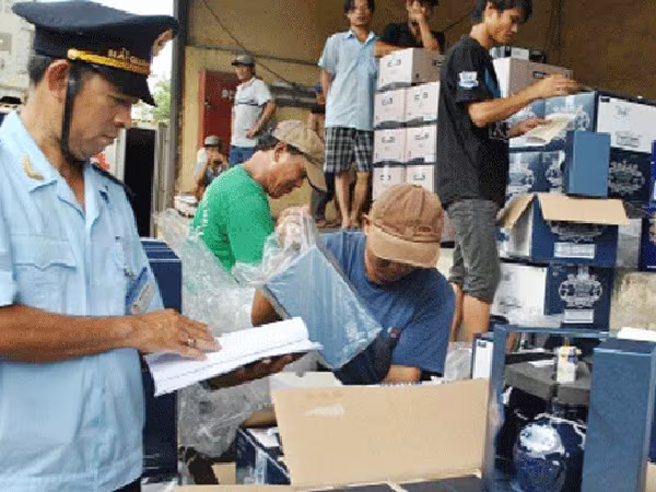 Doanh nghiệp "mướt mồ hôi" vì chưa được "cởi trói" ảnh 1 Doanh nghiệp "mướt mồ hôi" vì chưa được "cởi trói" ảnh 1