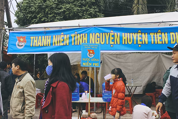 Biển người về trẩy hội Lim ảnh 10