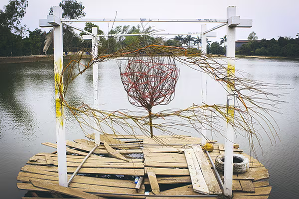 Những bức tranh được làm từ…rác đào ảnh 3