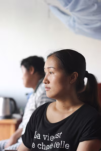 Người chị cả gánh vác trên vai cả một gia đình bệnh tật ảnh 2 Người chị cả gánh vác trên vai cả một gia đình bệnh tật ảnh 2