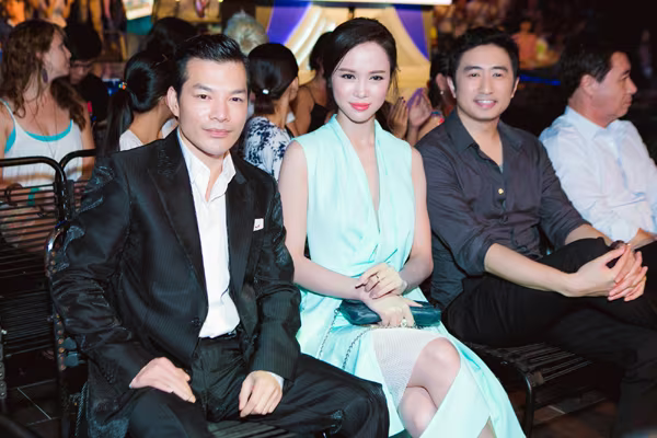 Trần Bảo Sơn-Vũ Ngọc Anh “dính như sam” đi xem Idol ảnh 1