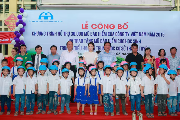 Hoa hậu Kỳ Duyên diễn hài cùng Xuân Bắc, Tự Long ảnh 2