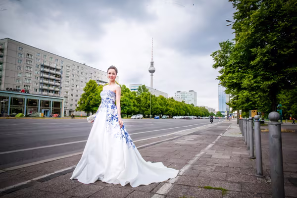 Vũ Ngọc Anh, Trần Bảo Sơn hạnh phúc giữa vòng vây kiều bào tại Đức ảnh 2