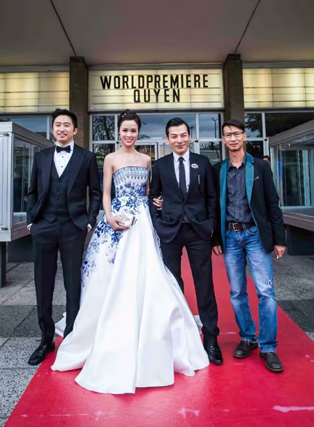 Vũ Ngọc Anh, Trần Bảo Sơn hạnh phúc giữa vòng vây kiều bào tại Đức ảnh 3