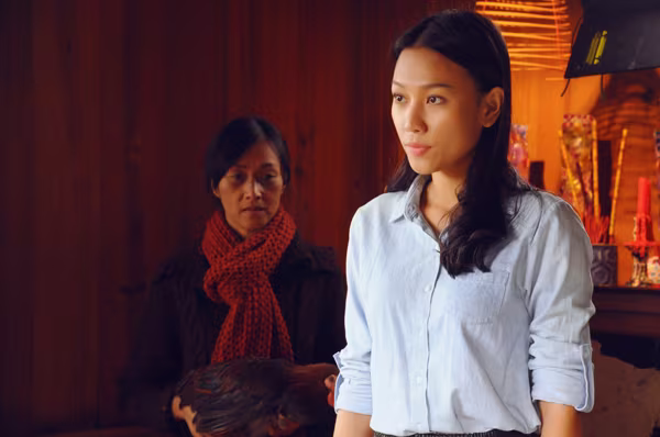 Siêu mẫu Diệu Huyền bị đánh đến bầm dập trong "Thuỷ Cơ" ảnh 2