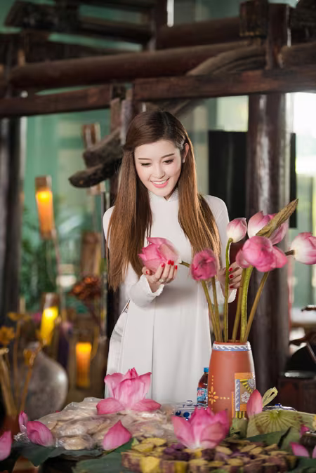 Á hậu Huyền My góp sức bảo vệ di sản đình làng Việt ảnh 5 Á hậu Huyền My góp sức bảo vệ di sản đình làng Việt ảnh 5