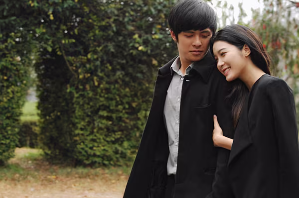 Nữ diễn viên trẻ Yan My lấy nước mắt khán giả trong "Biệt thự Pensee" ảnh 8 Nữ diễn viên trẻ Yan My lấy nước mắt khán giả trong "Biệt thự Pensee" ảnh 8