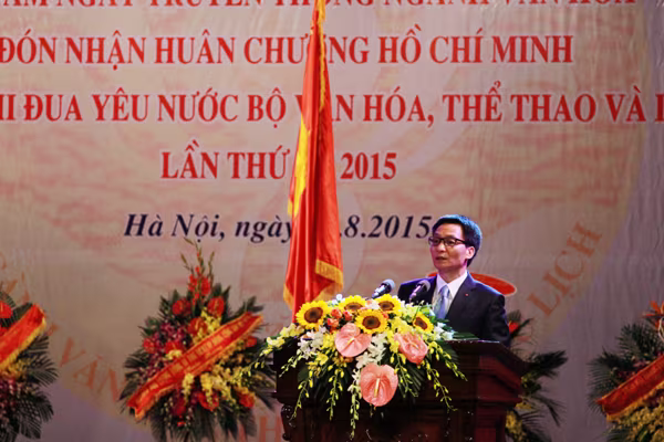 70 năm xung kích trên mặt trận tư tưởng văn hóa ảnh 2 70 năm xung kích trên mặt trận tư tưởng văn hóa ảnh 2
