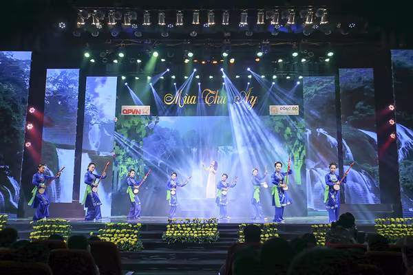 Sống lại thời khắc hào hùng "Mùa thu ấy" ảnh 6 Sống lại thời khắc hào hùng "Mùa thu ấy" ảnh 6