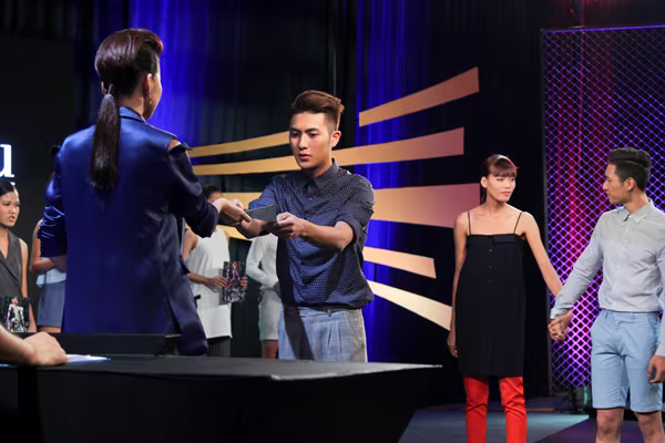 VNTM 2015: "Hot boy 6 múi" Hoàng Gia Anh Vũ dừng chân ở Top 11 ảnh 11 VNTM 2015: "Hot boy 6 múi" Hoàng Gia Anh Vũ dừng chân ở Top 11 ảnh 11