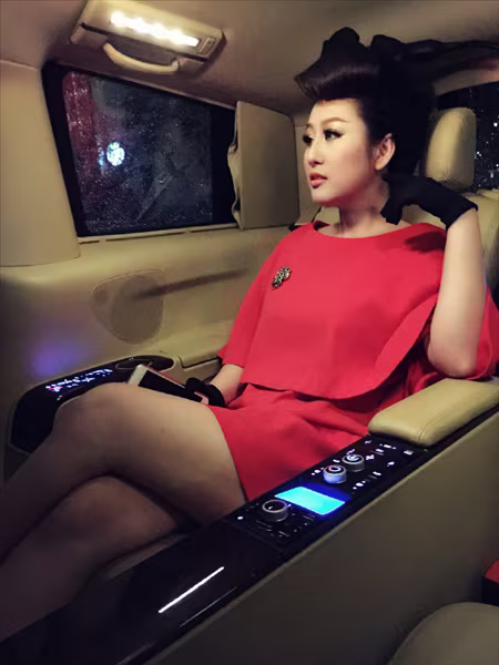 MC Kim Trang rạng ngời đi dự sự kiện ảnh 2