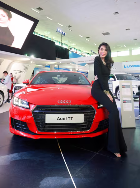 Thuỷ Tiên "bốc lửa" tại triển lãm ô tô Quốc tế Việt Nam 2015 ảnh 7 Thuỷ Tiên "bốc lửa" tại triển lãm ô tô Quốc tế Việt Nam 2015 ảnh 7