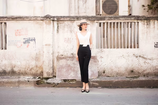 Cận cảnh vẻ đẹp trẻ trung hiếm thấy của MC Thanh Mai ảnh 5 Cận cảnh vẻ đẹp trẻ trung hiếm thấy của MC Thanh Mai ảnh 5
